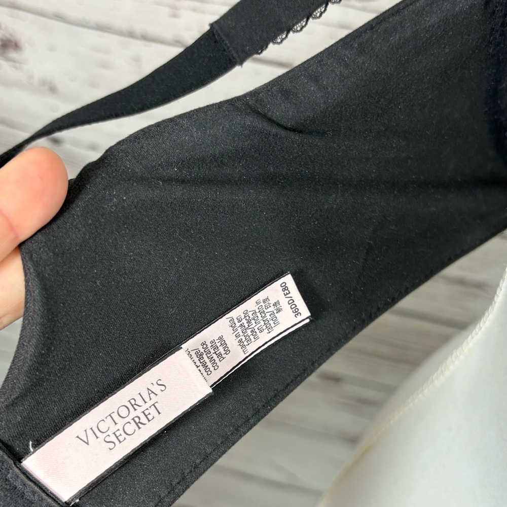 Victoria’s Secret Body by Victoria Black Lace Bra Size 36DD/E - Picture 2 of 7